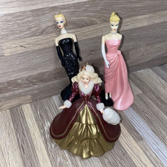 Barbie hallmark vintage decorations set of 3 holiday Barbie dolls 90s Christmas - Picture 16 of 16